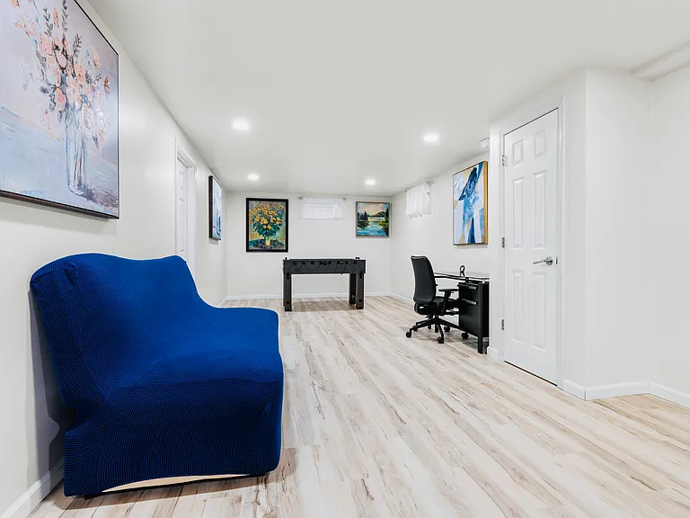 2550 Bordeaux Dr — Photo 9