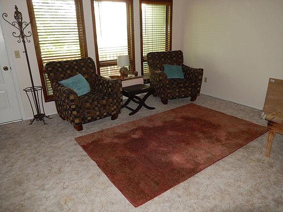 2nd image of 14 Mellor Ln