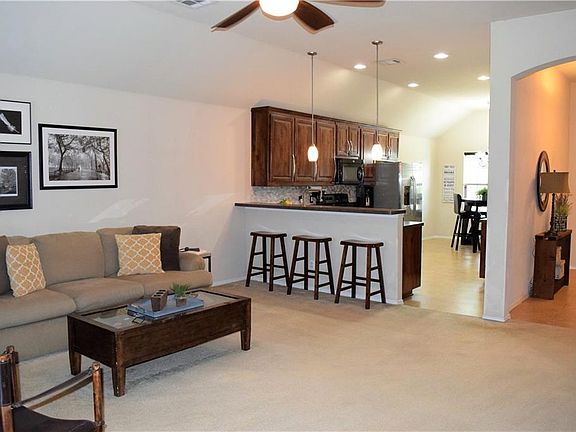 5th image of 508 Leatherman Dr