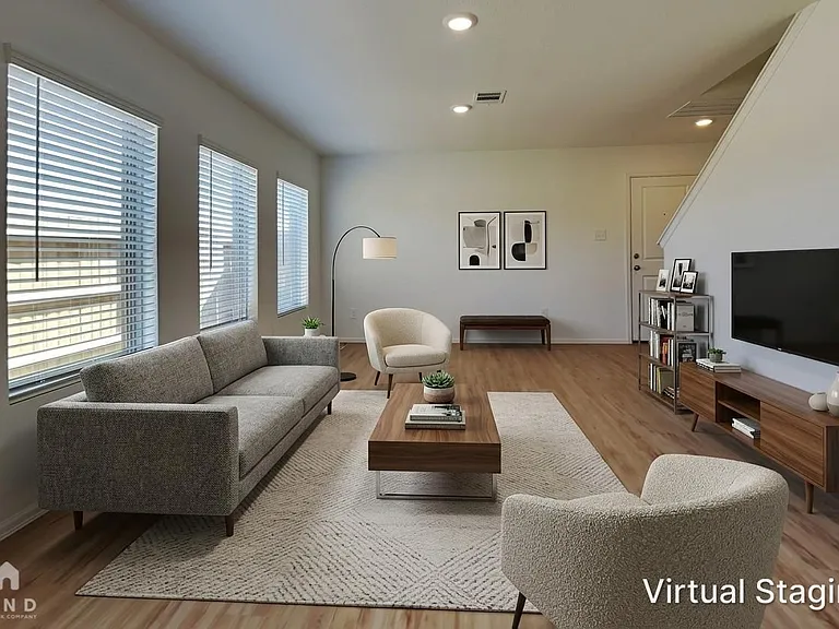 513 Brook Terrance Ln — Photo 2