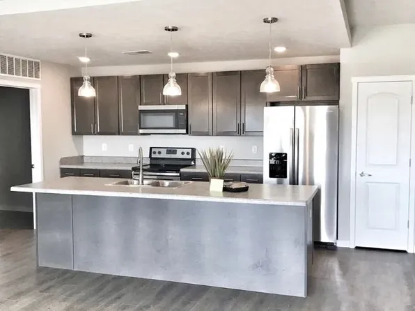 Hickman Hills Apartments