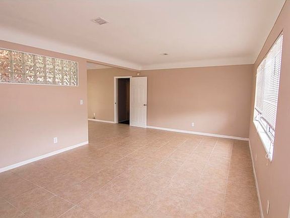 4th image of 3164 66th St N