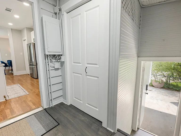 1054 Katherwood Dr SW — Photo 20