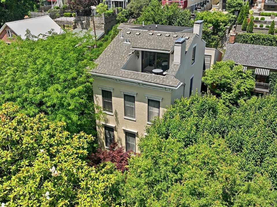 1st image of 548 Liberty Hl
