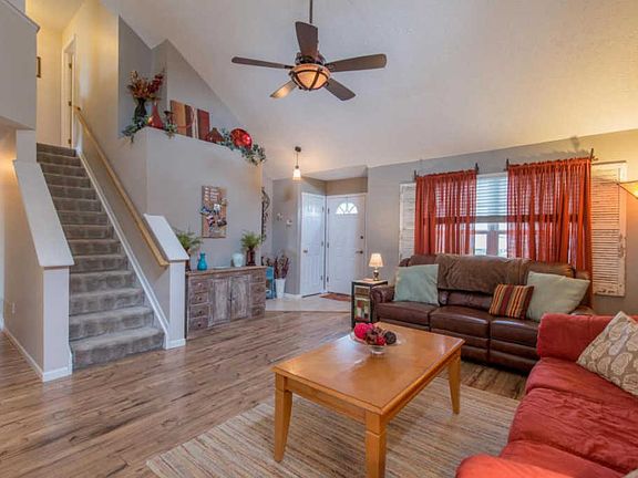 4th image of 2240 Yagger Bay Dr