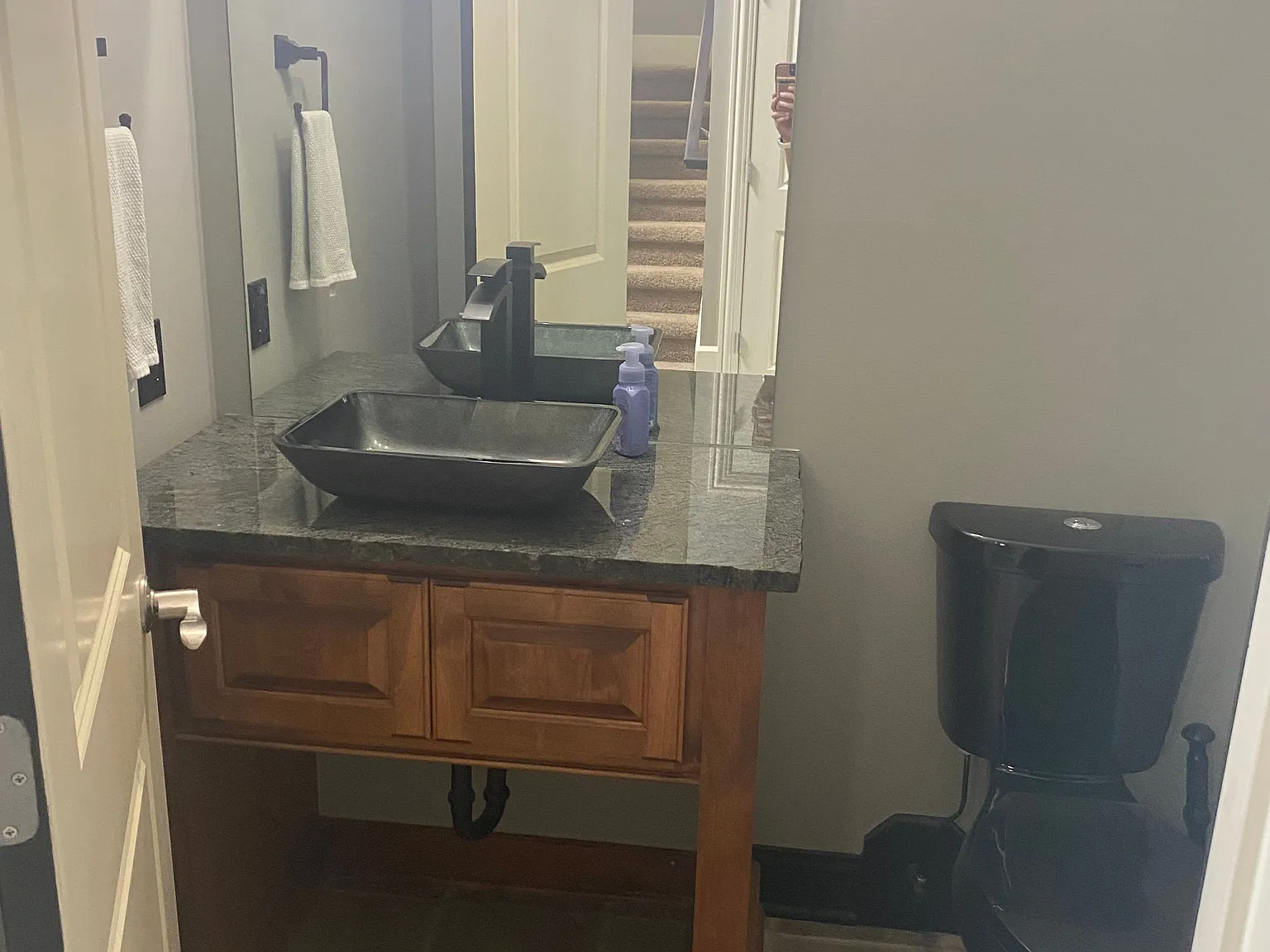 4 bed, 4330 sqft, $3,000 — Photo 3