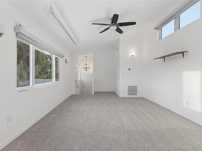 5400 Denver St NE — Photo 42