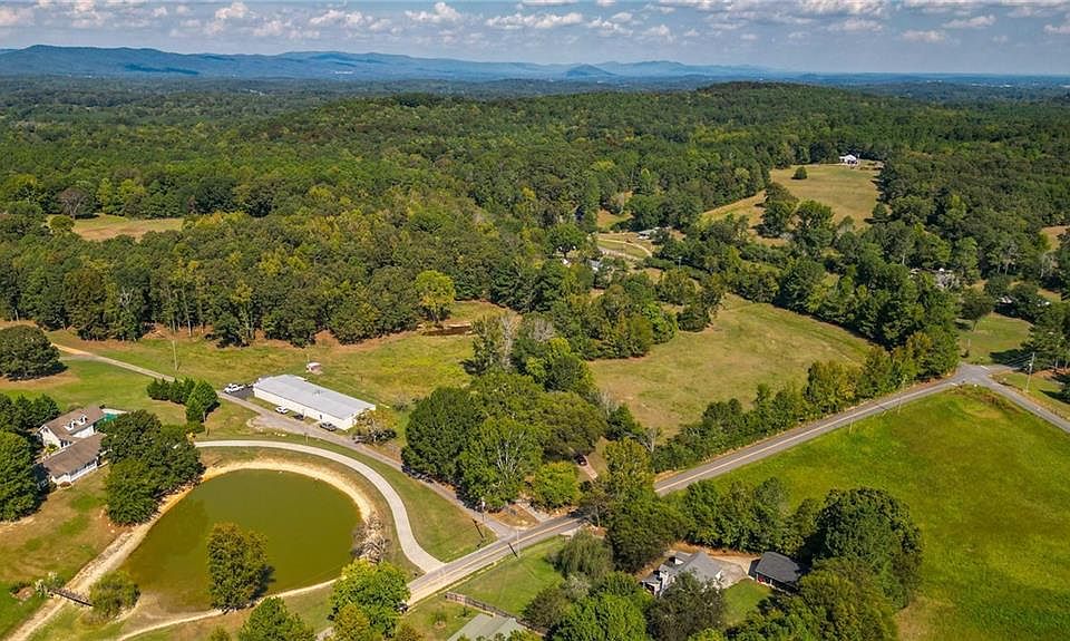 1st image of 2857 McDaniel Station Rd SW