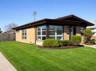 10226 S California Ave, Evergreen Park, IL