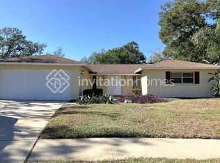 30 Rustic Ct, Palm Harbor, FL 34683