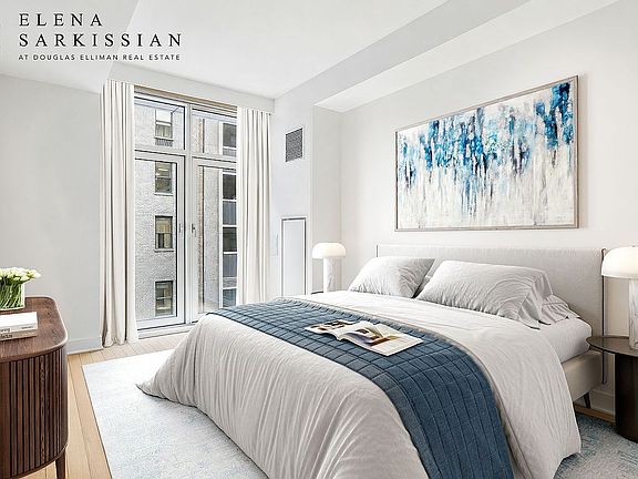 3rd image of 5 E 44th St APT 4A