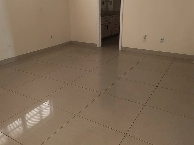 1115 Rosedale Ave — Photo 13