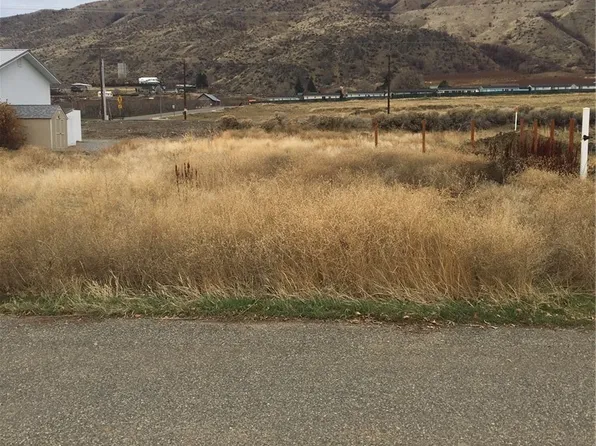14620 King St, Entiat, WA 98822