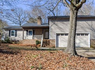 6630 Flat Rock Dr, Charlotte, NC 28214