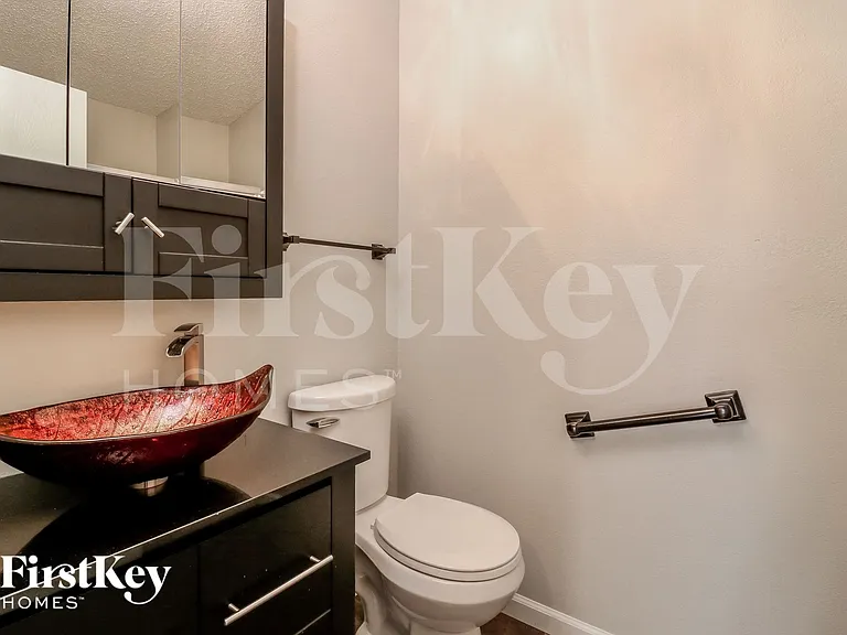 3114 Five Oaks Dr — Photo 13