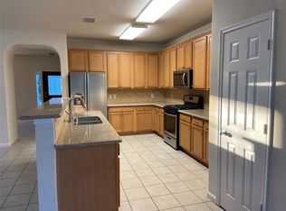 5218 Meadow Canyon Dr, Sugar Land, TX 77479