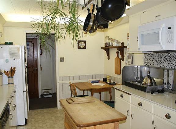 4th image of 1771 Glen Garry Dr