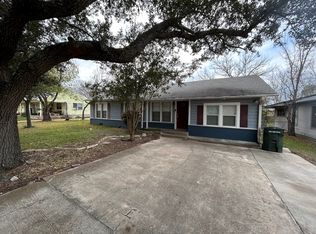 710 Enfield St, Bryan, TX 77802