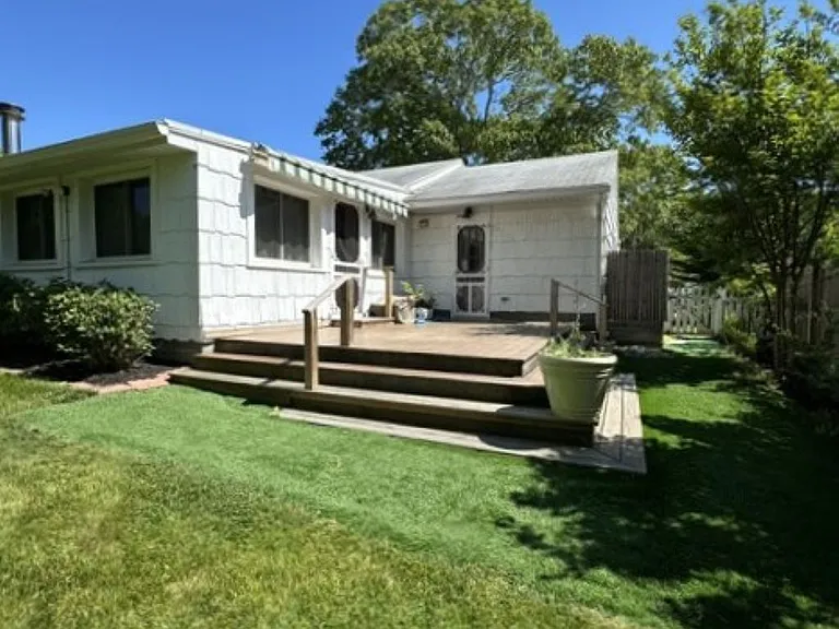29 Maryland Blvd — Photo 10