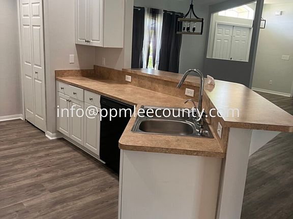 3rd image of 2329 NW 31st St