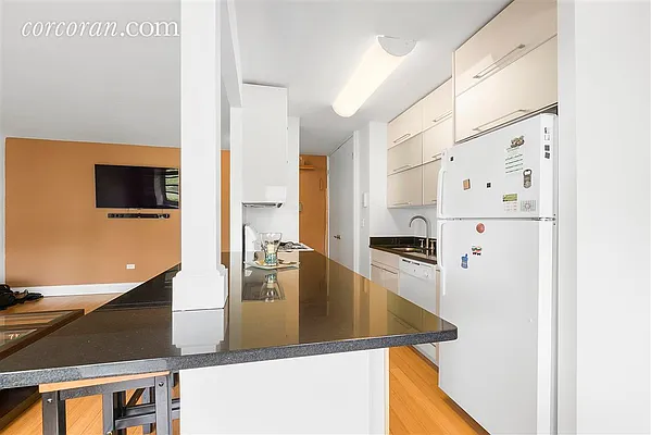 Sold by Corcoran | media 2