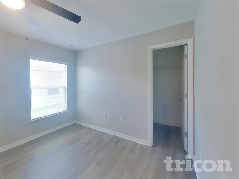 6046 Eagle Pointe Dr — Photo 9