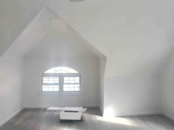 105-50 133rd Street image 9 of 32