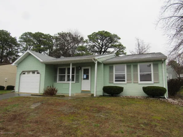 46 Keene St #72, Whiting, NJ 08759