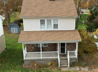 1890 Bryndale Ave, Coraopolis, PA