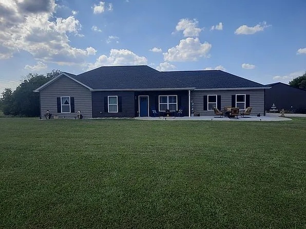 526 Luechtefeld Farm Dr, Leslie, MO 63056