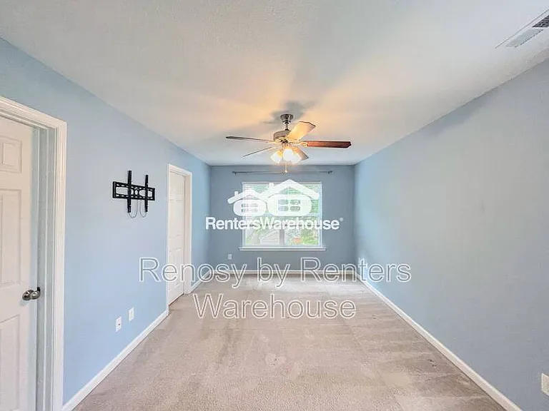 4139 Franklin St — Photo 19