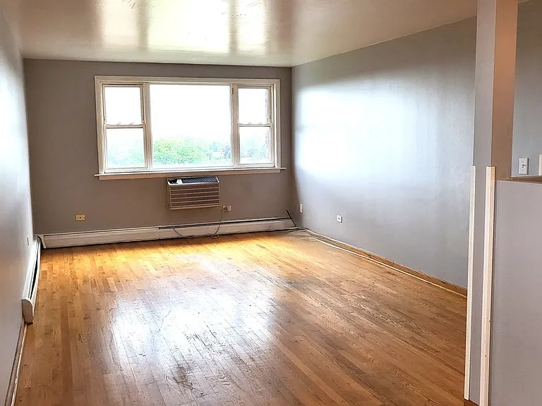 4600 N Cumberland Ave #613 — Photo 4