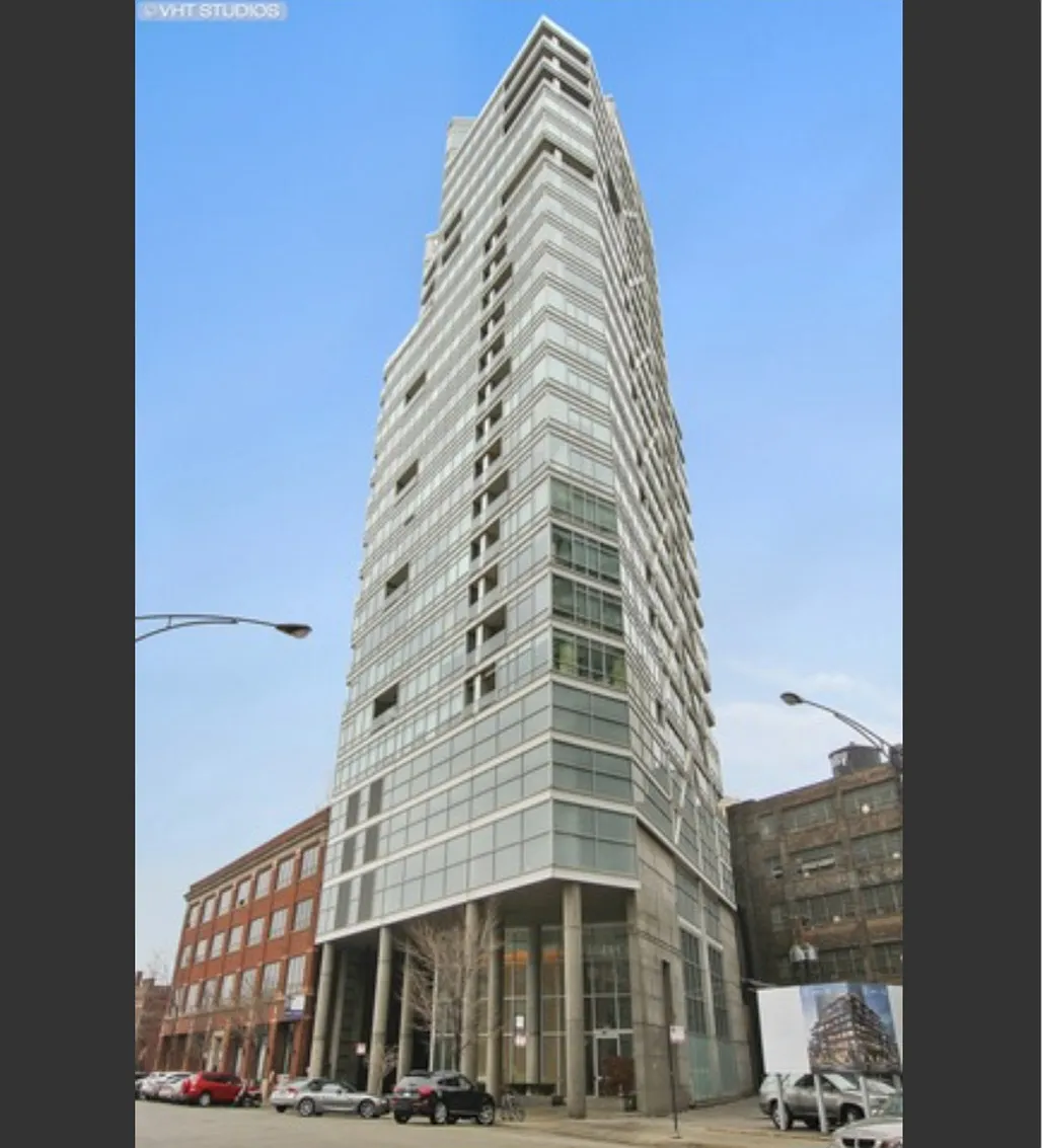 1 bed, 798 sqft, $2,900 — Photo 1