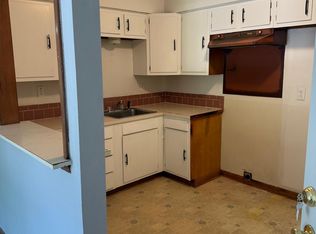 824 Mechanic St #16, Emporia, KS 66801