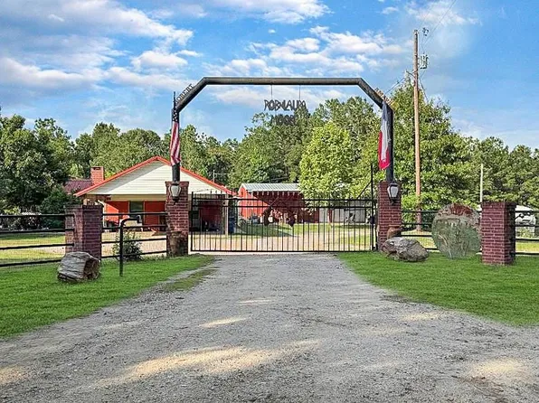 341 Red Wolf Ln, Brookeland, TX 75931