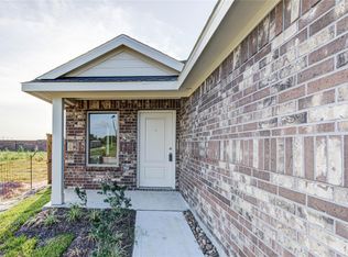 3146 Savannah Rose Dr, Angleton, TX 77515