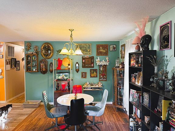 4th image of 4820 Nowland Ave