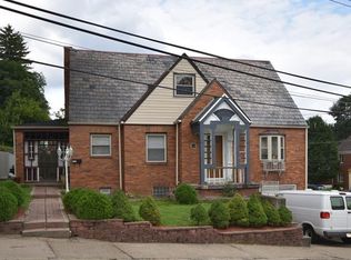 4040 Meadowbrook Blvd, Pittsburgh, PA