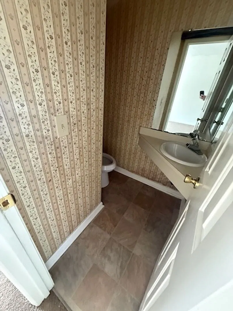605 Sunset Ave — Photo 4