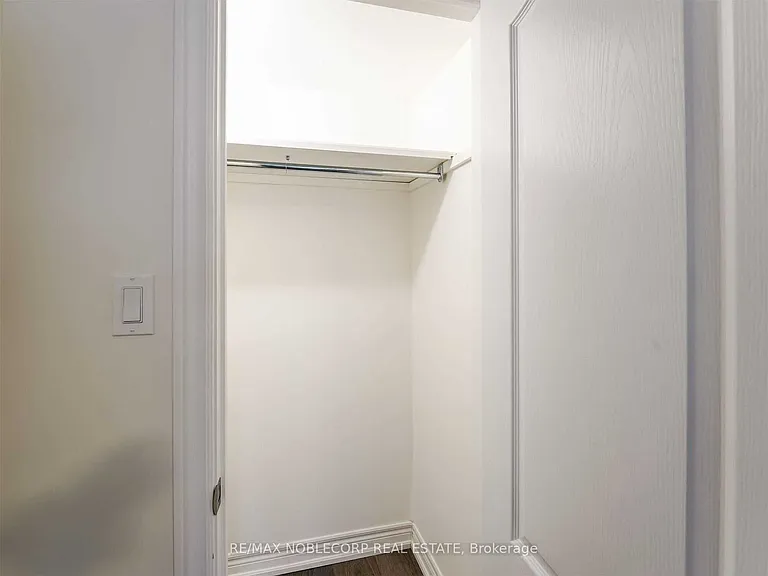 71 Pierre Berton Blvd — Photo 30