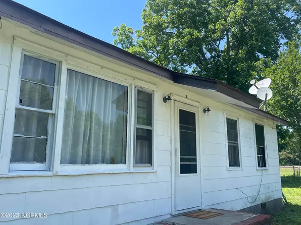 2700 Biddle Road, Dover, NC 28526