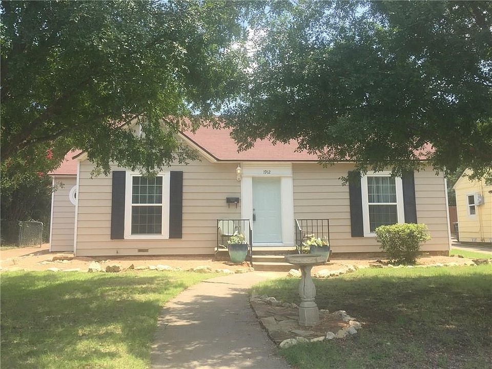 1st image of 1912 Bluebonnet Dr