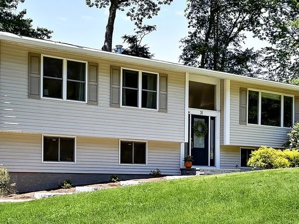 31 Tall Tree Rd, Sharon, MA 02067