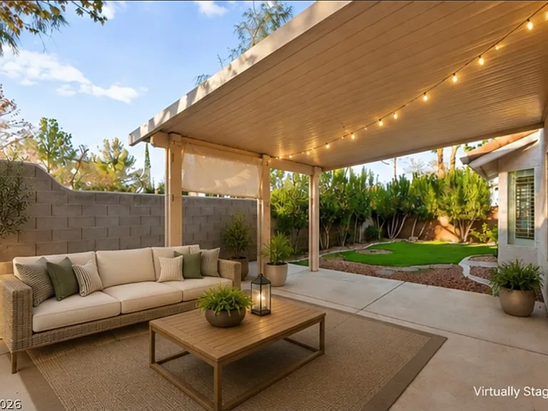 8528 Sierra Cima Ln — Photo 12