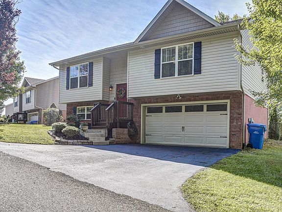 3rd image of 245 New Hope Rd