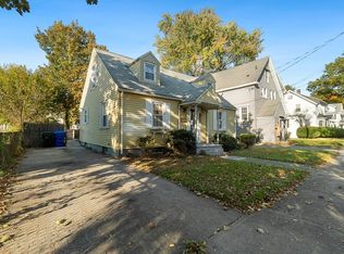 78 Blaine St, Springfield, MA 01108