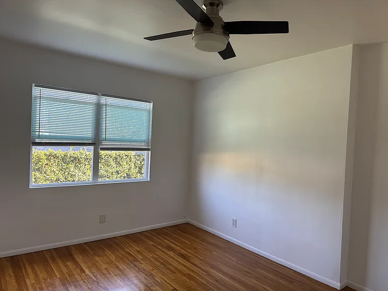 1380 Masselin Ave #7 — Photo 6
