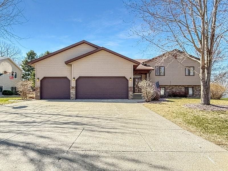 1st image of 3814 Cedar Creek Ct