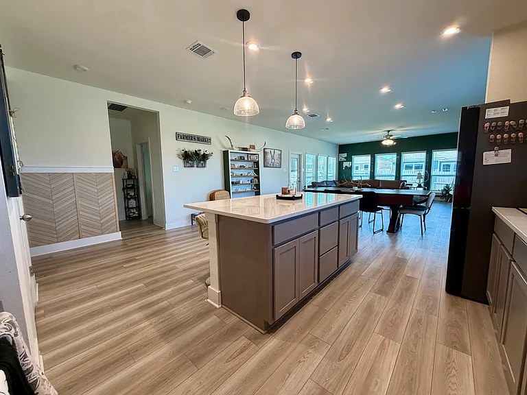 2026 Yarrelton Dr — Photo 6
