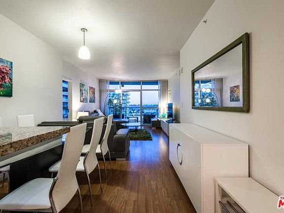 5th image of 13700 Marina Pointe Dr Unit 1632